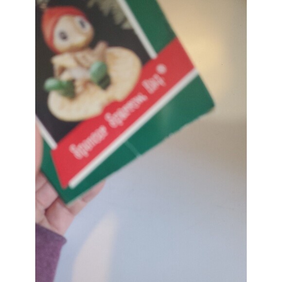 Hallmark Spencer Sparrow Tree Ornament 1988 Bird On A Cracker Christmas - Picture 9 of 10